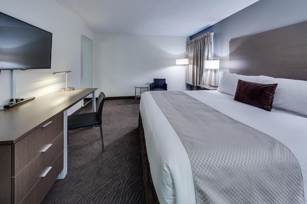 Heritage Inn Hotel & Convention Centre - Brooks photo 1