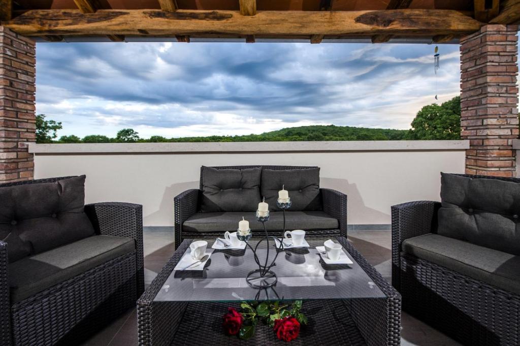 Exclusive Villa Tomani with Private Pool photo 3