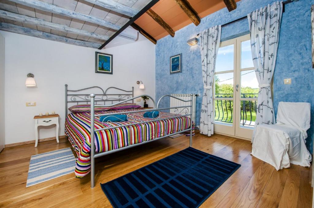 Exclusive Villa Tomani with Private Pool photo 4