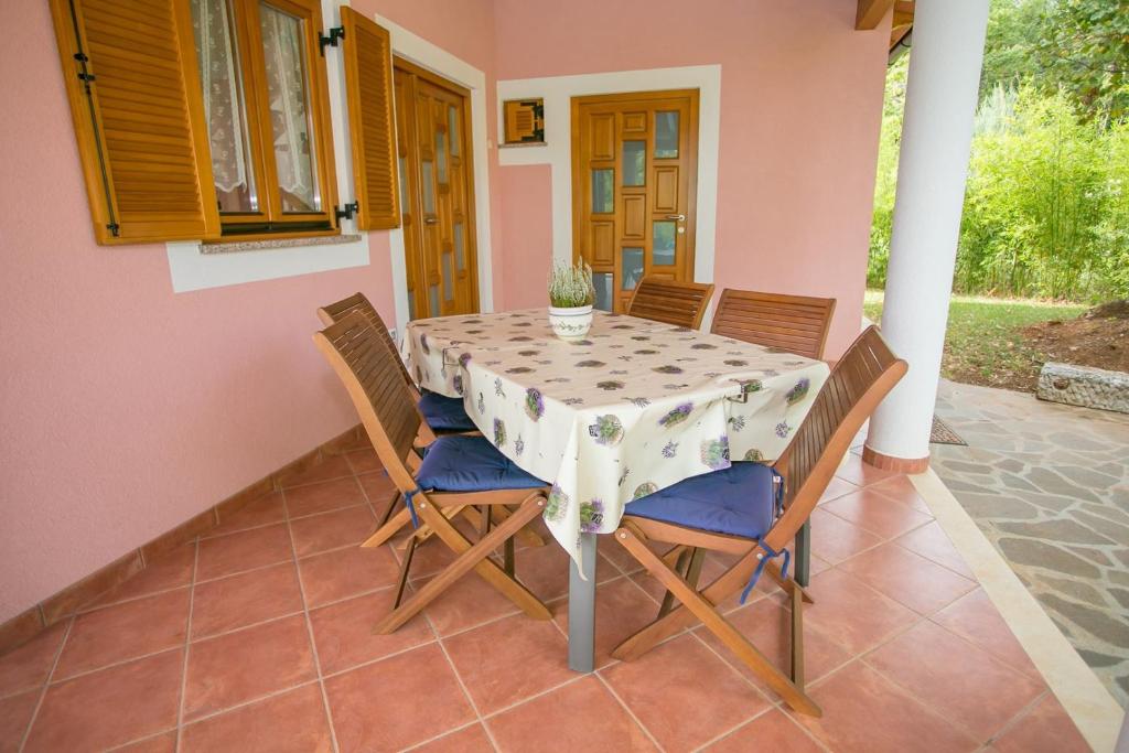 Pleasant Villa Valmonida with Pool, Sauna, Gym and BBQ photo 4