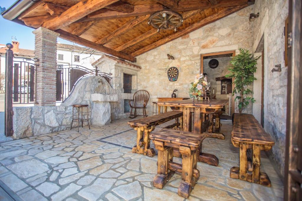 Rustic-Holiday Home Vani with Tavern, near Porec photo 2