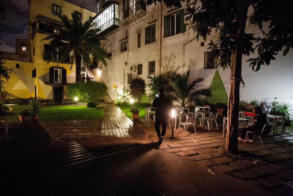 La Controra Hostel Naples photo 4