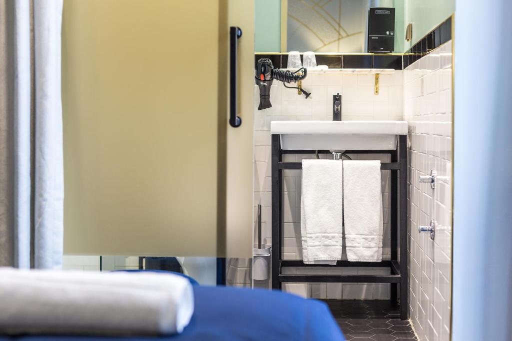 Двухместный (Двухместный номер «Комфорт» с 1 кроватью), The Lift Boutique Hotel