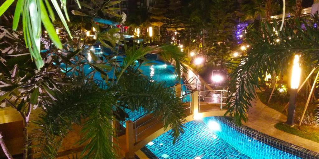 Dusit Grand Park Condo photo 4