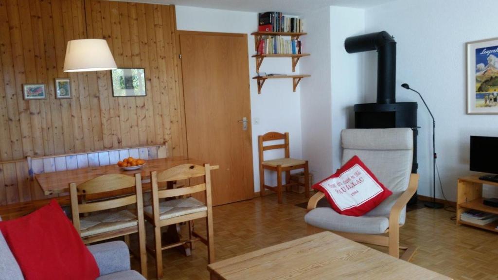Barlangia (255 He) photo 4