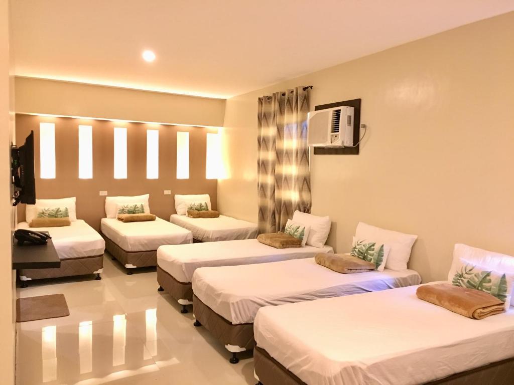 EON Centennial Resort Hotel & Waterpark - Tap to explore photos