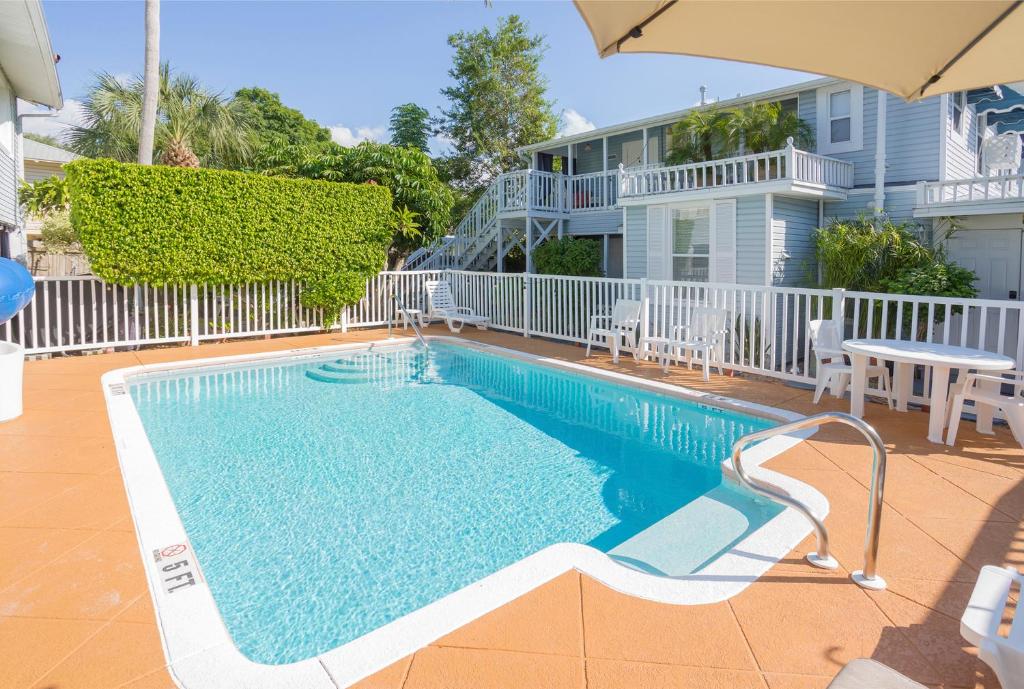 Meranova Guest Inn photo 2