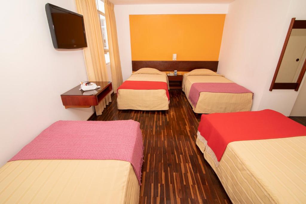 Hotel Chavín photo 1