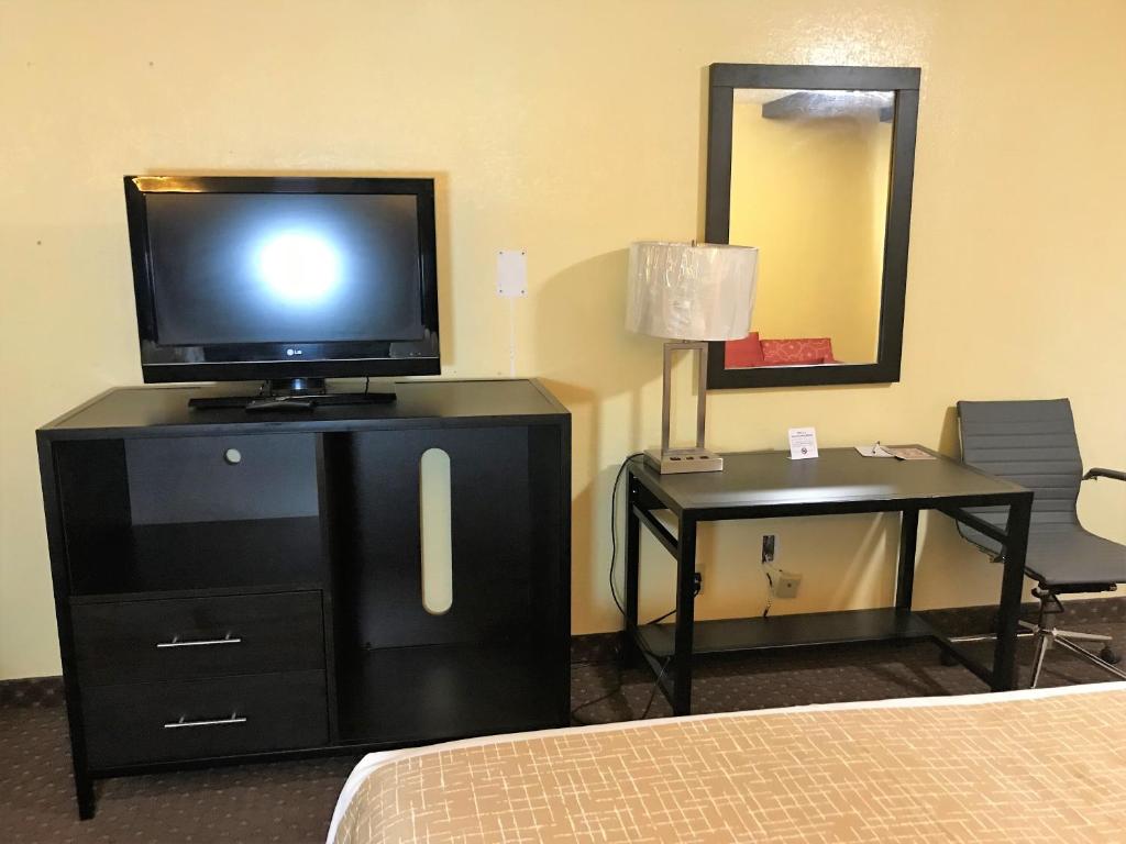 Travelodge by Wyndham New Braunfels photo 2