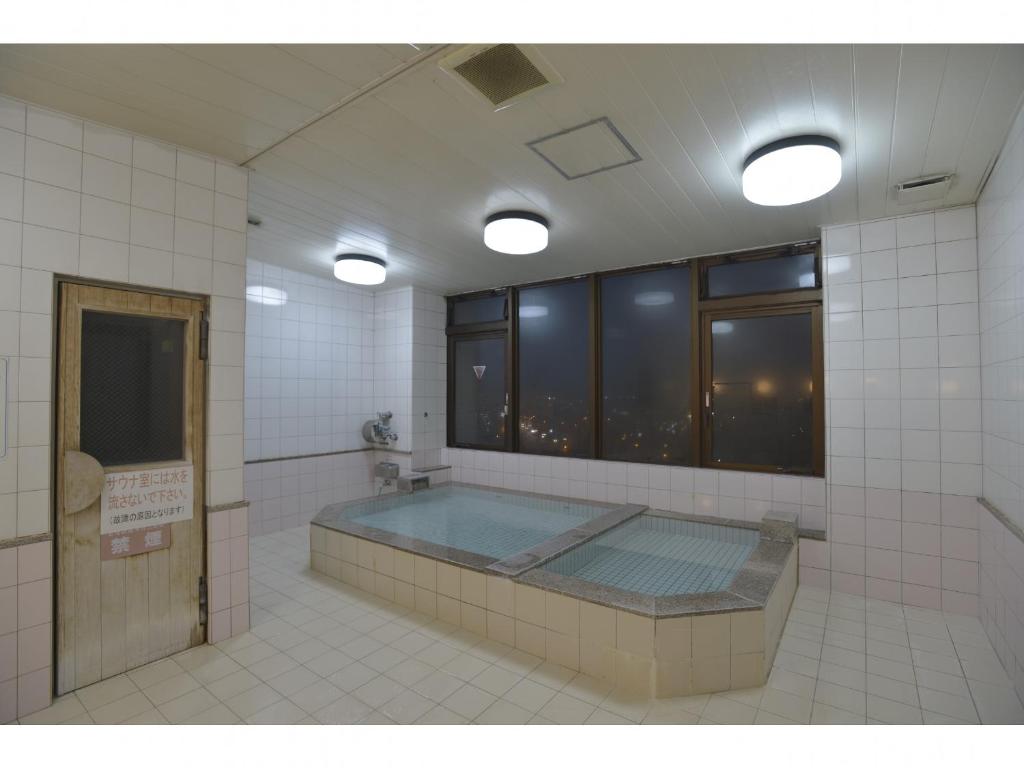 Famy Inn Makuhari photo 4