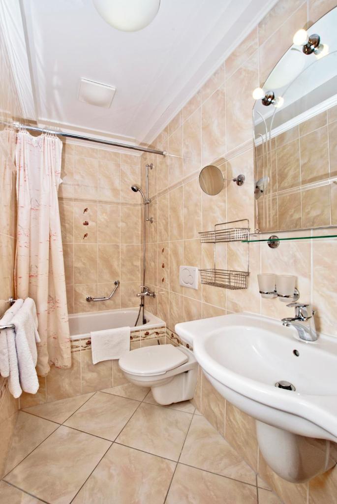 Сьюит (Люкс с балконом), Гостевой дом Villa Rosa