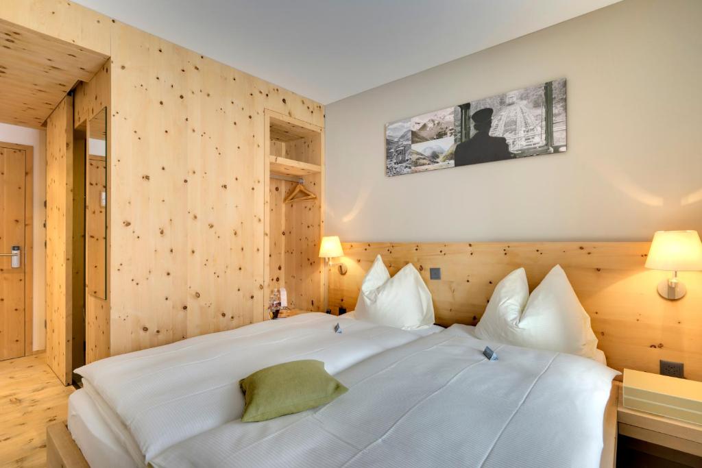 Romantik Hotel Muottas Muragl photo 3