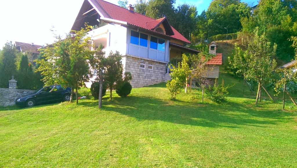 Holiday House Afan photo 2