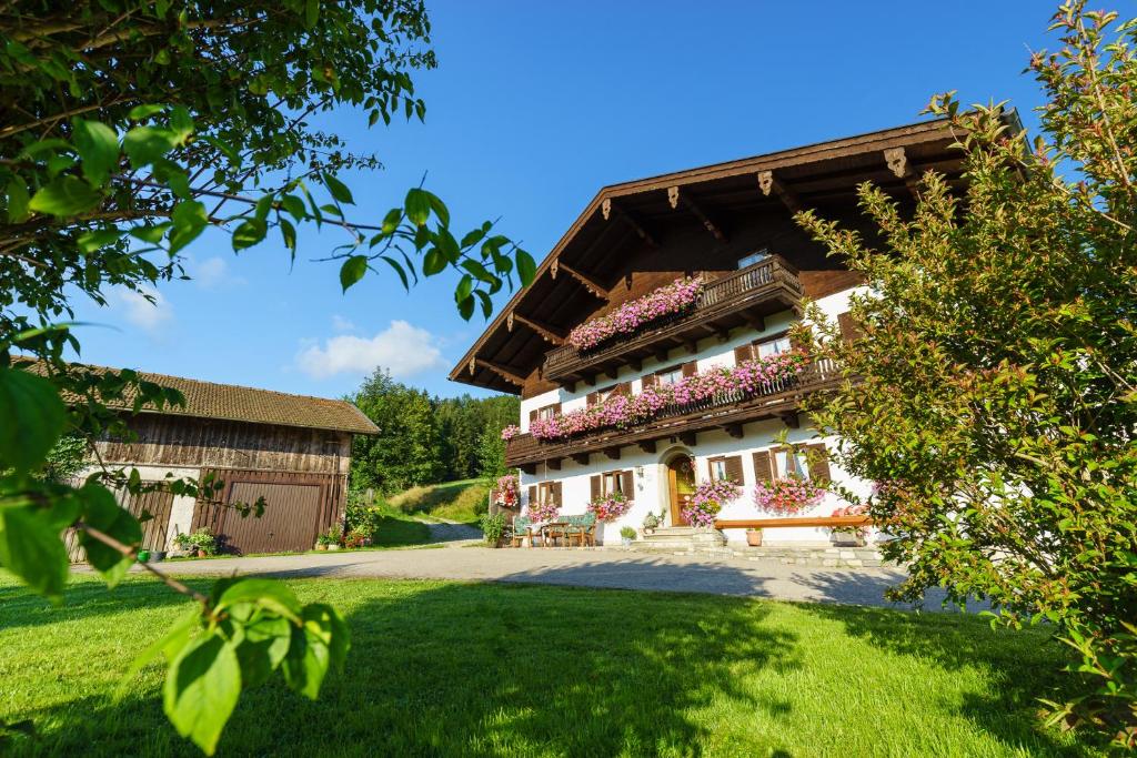 Schmuckhof photo 1