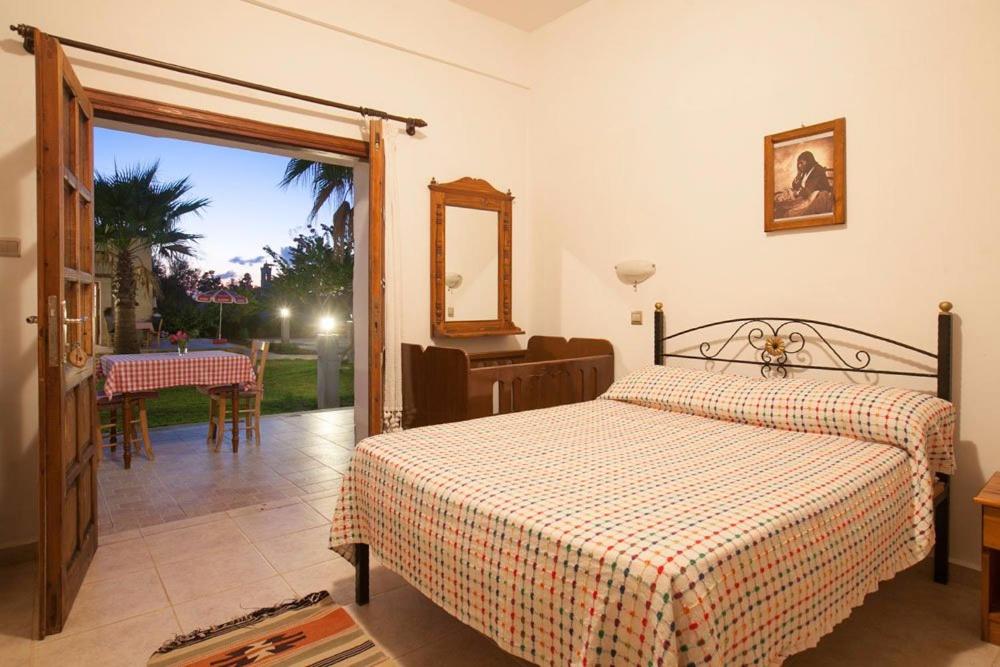 Glaro Garden Hotel photo 1