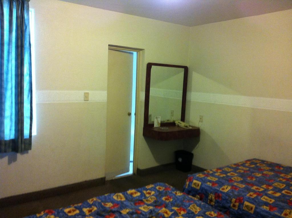 Семейный (Семейный номер), Hotel Dos Naciones