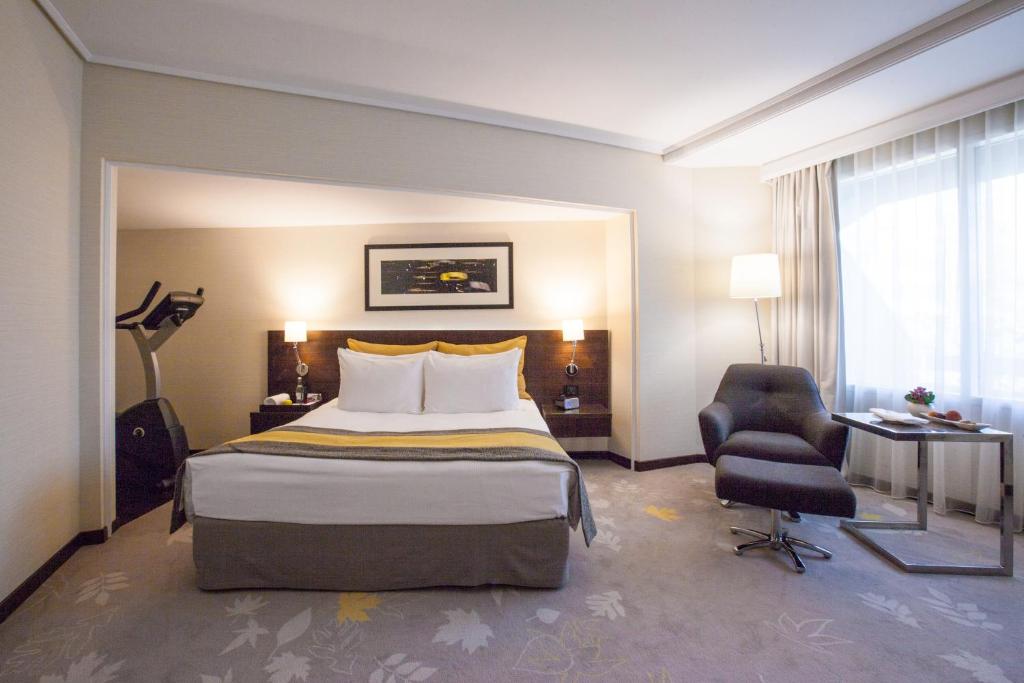 Двухместный (Клубный номер - Для некурящих), Crowne Plaza Bucharest