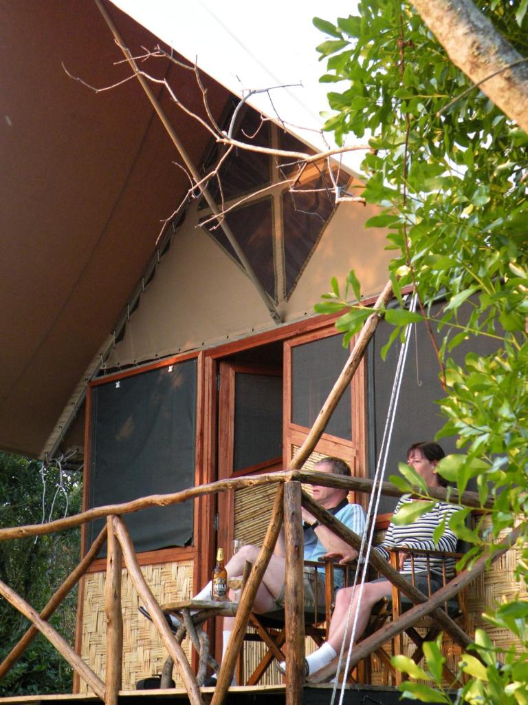 Queen Elizabeth Bush Lodge by NATURE LODGES LTD photo 4