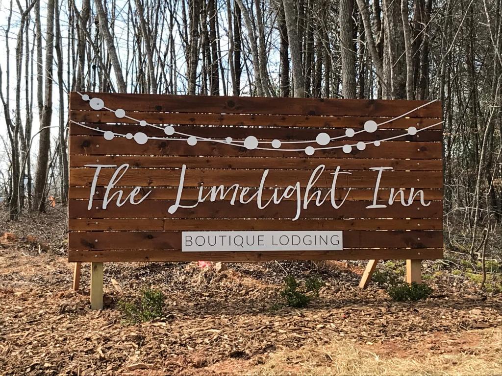 The Limelight Inn image
