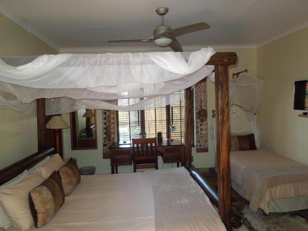 Trees Too Guest Lodge photo 3