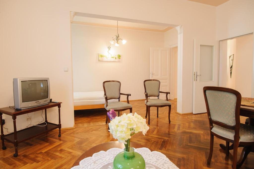Апартаменты (Апартаменты с 2 спальнями - 10 Servitengasse), Vienna-apartment-one Mariannengasse