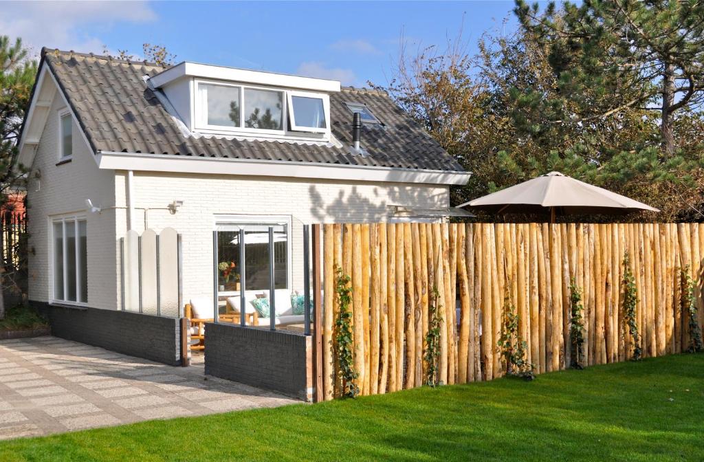 Beachhouse Bosweg photo 2