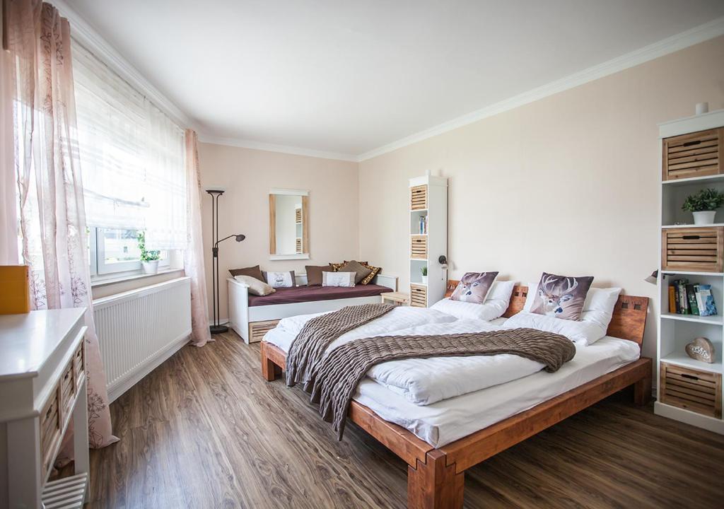 B&B Waldsolms