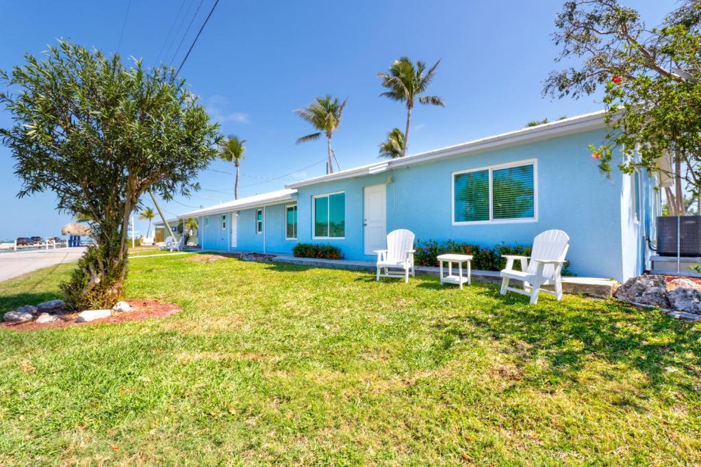 Fiesta Key RV Resort Standard ADA Room 5 image