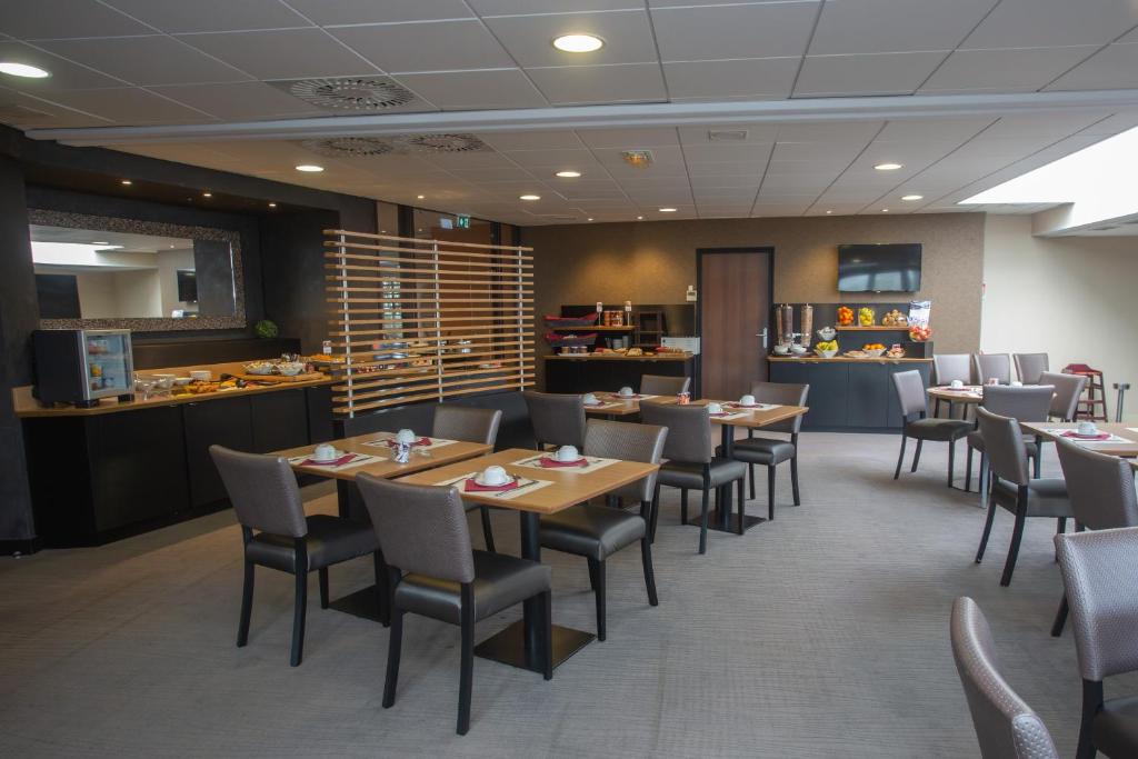 Mercure Vannes Le Port photo 2
