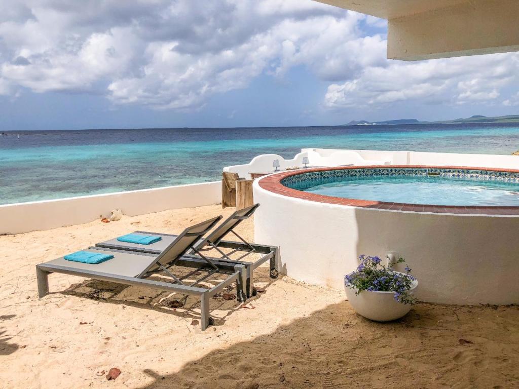 One Ocean Boutique Apartments & Suites Bonaire photo 2