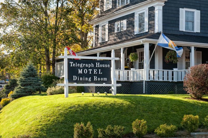 Telegraph House Motel photo 2