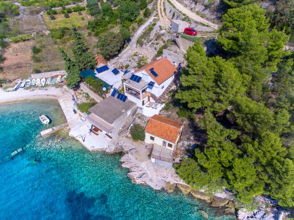 House Vatromir photo 2