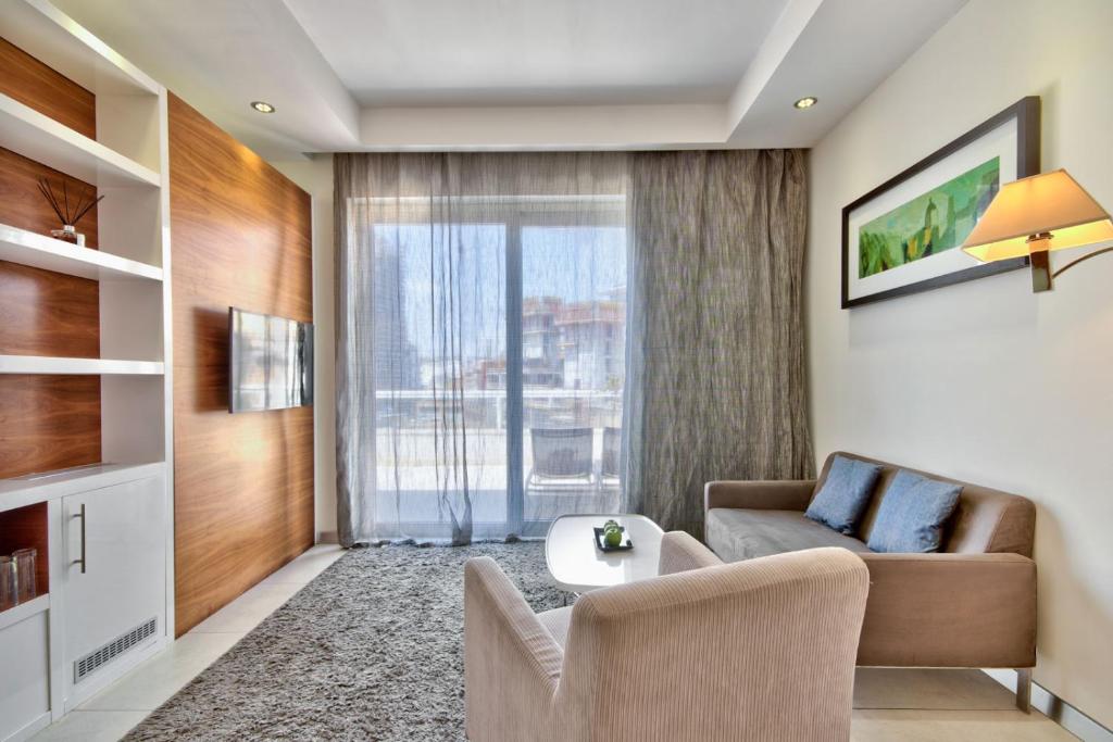 The George, Urban Boutique Hotel - Tap to explore photos