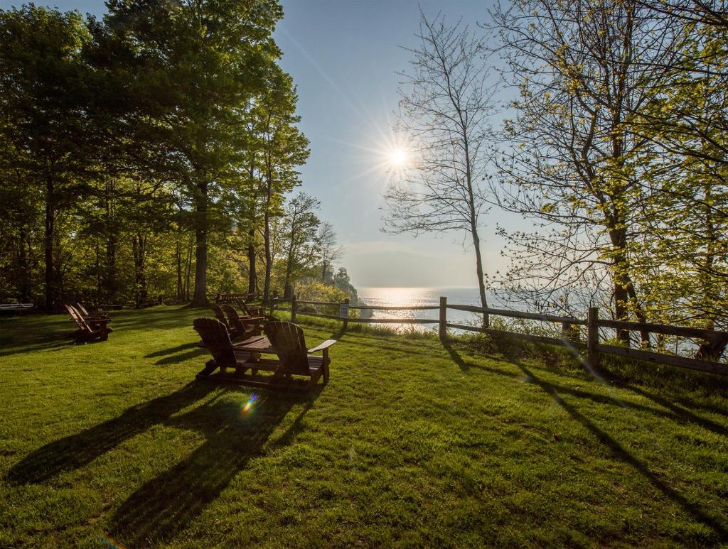 Lakeview on the Lake image
