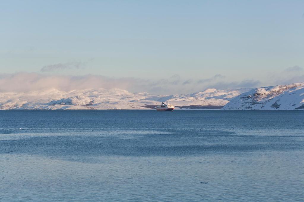 Thon Hotel Kirkenes photo 2