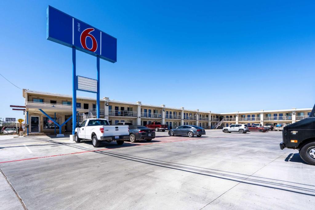 Motel 6 Odessa, TX - 2nd Street image