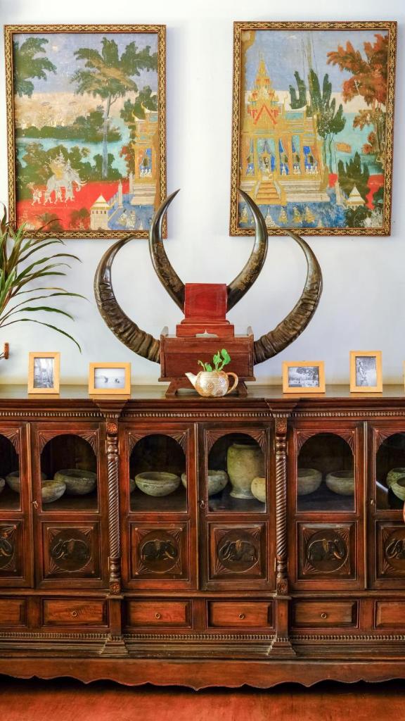 Mane History Lovers photo 2
