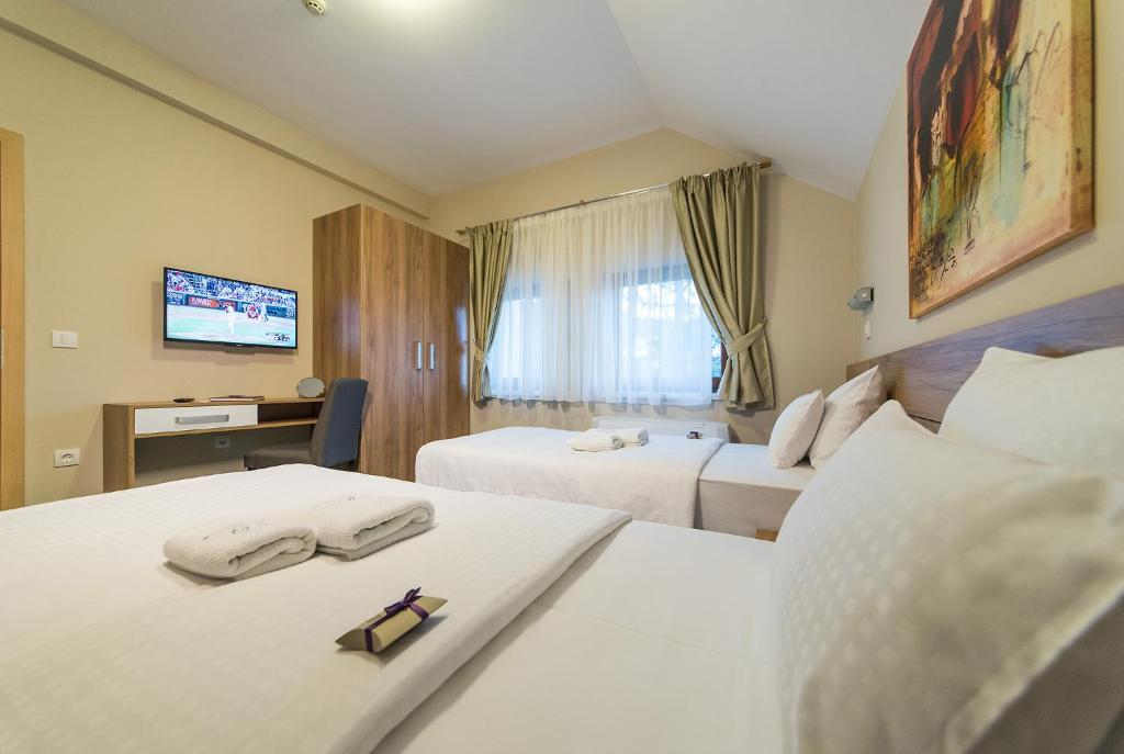 Hotel Mons photo 2