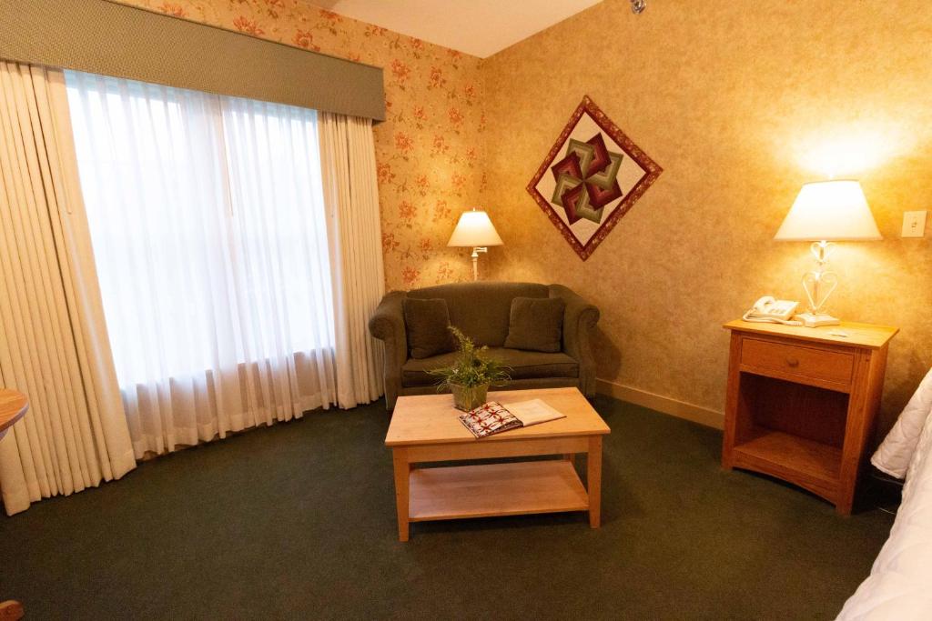 Essenhaus Inn & Conf. Center photo 4