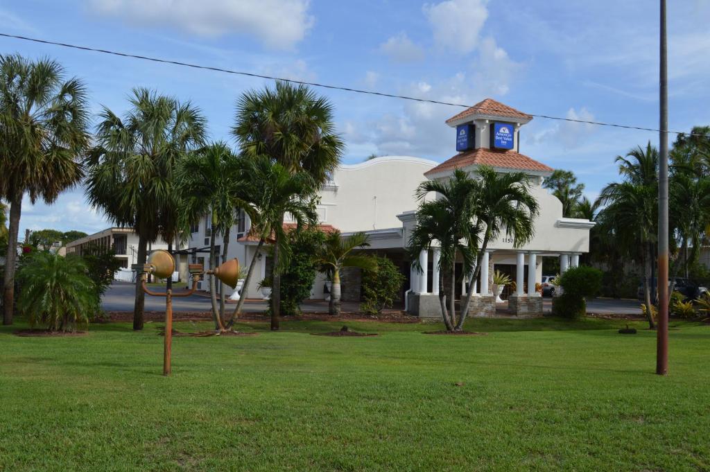 Americas Best Value Inn Fort Myers photo 3