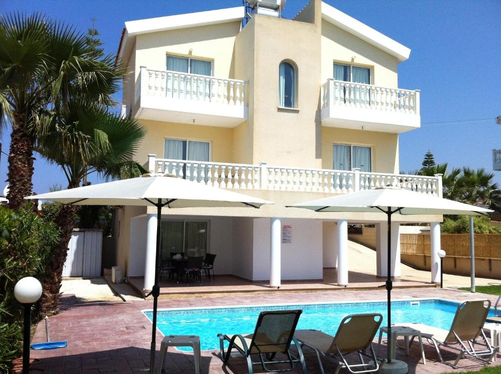 Diamond Villas photo 3