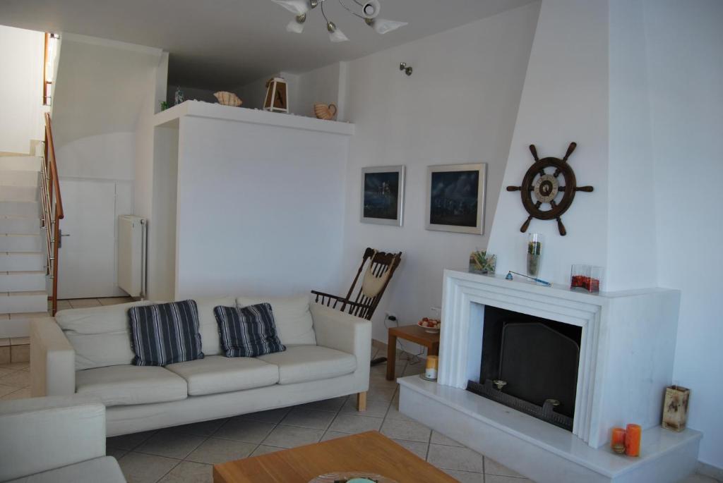 BAY VIEW HOUSE photo 3