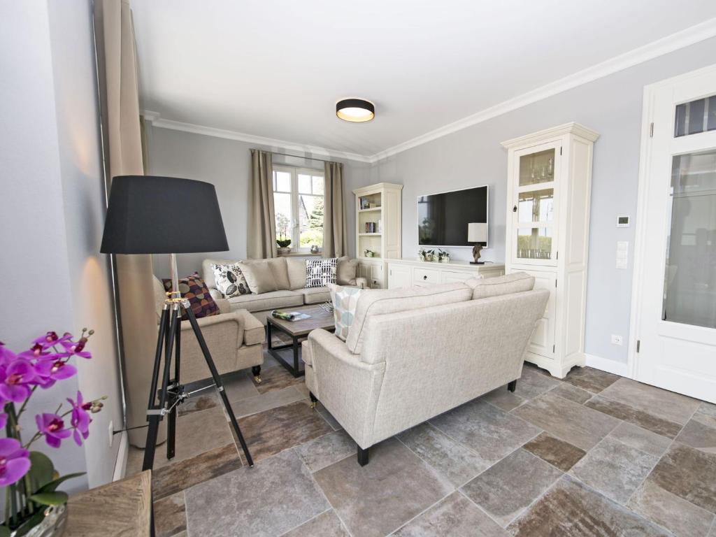 Reethus Reddevitz F 402 mit Kamin, Sauna, Terrasse, Boddenblick photo 3