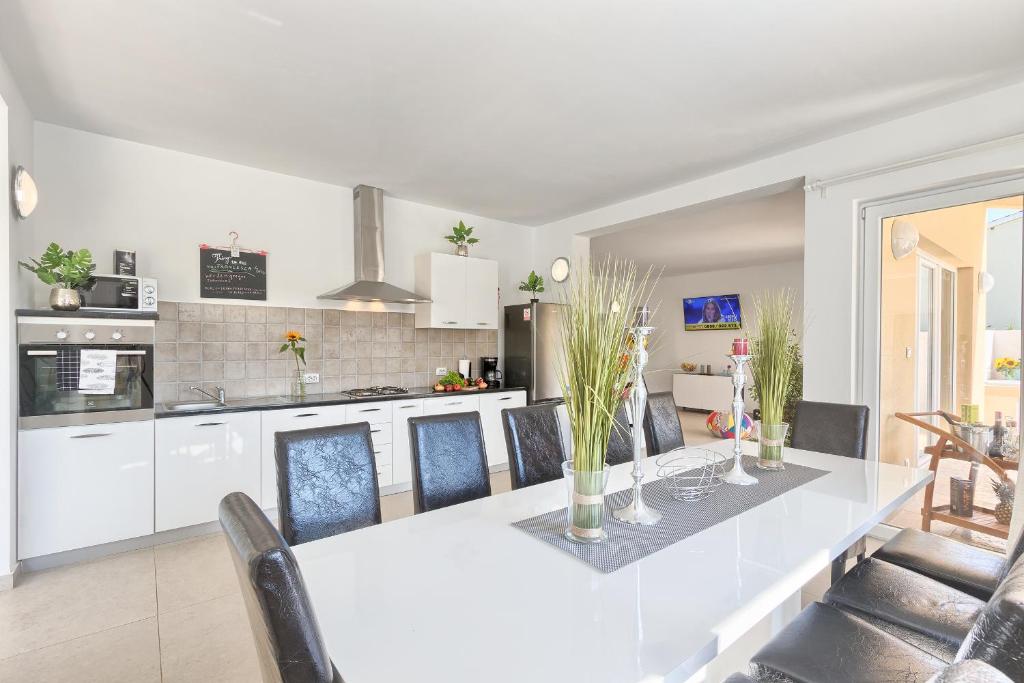 Villa 1520 photo 4