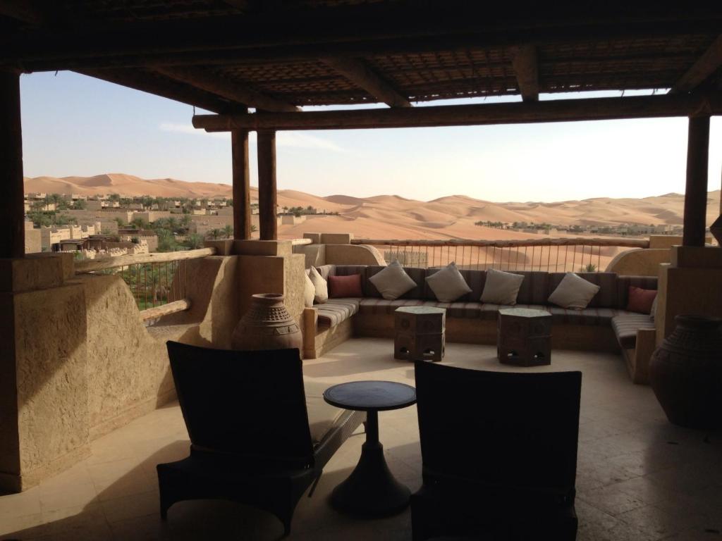 Двухместный (Номер Делюкс с террасой), Курортный отель Anantara Qasr al Sarab Desert Resort