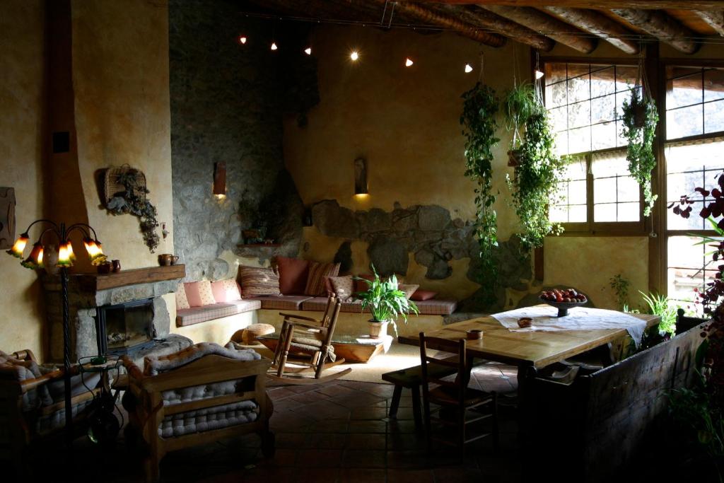 Casa rural cal Rei - Tap to explore photos