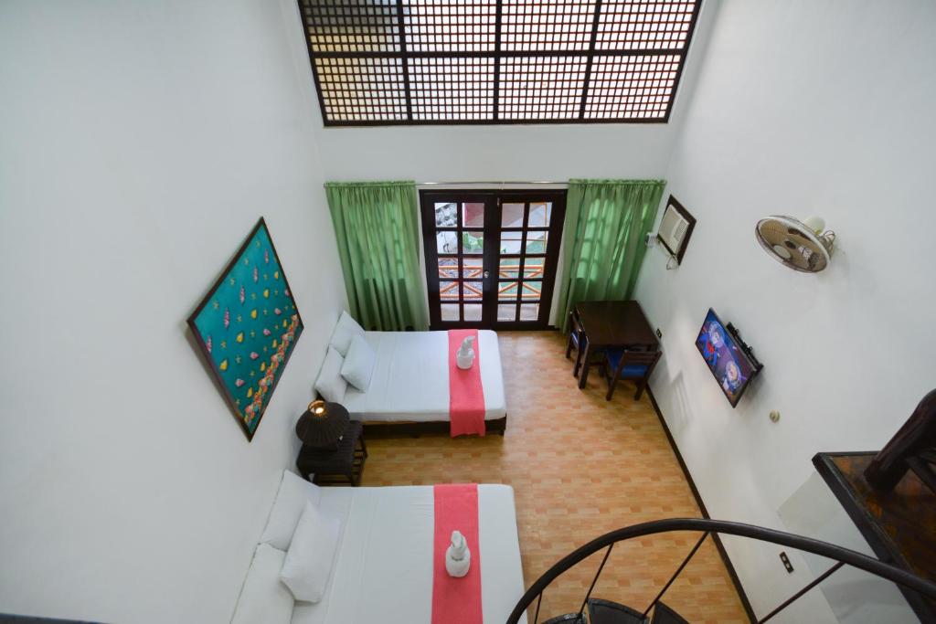 Семейный (Семейный номер), The Club Ten Beach Resort Boracay