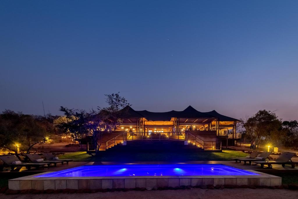 Ndhula Luxury Tented Lodge photo 1