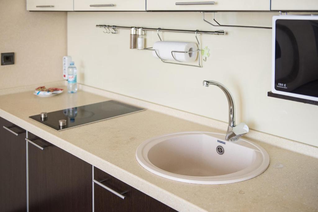 Apartment on Kunayeva 38 photo 4