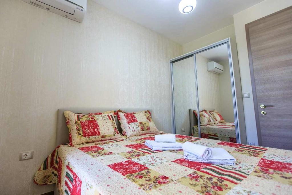 De Lux Apartments photo 2